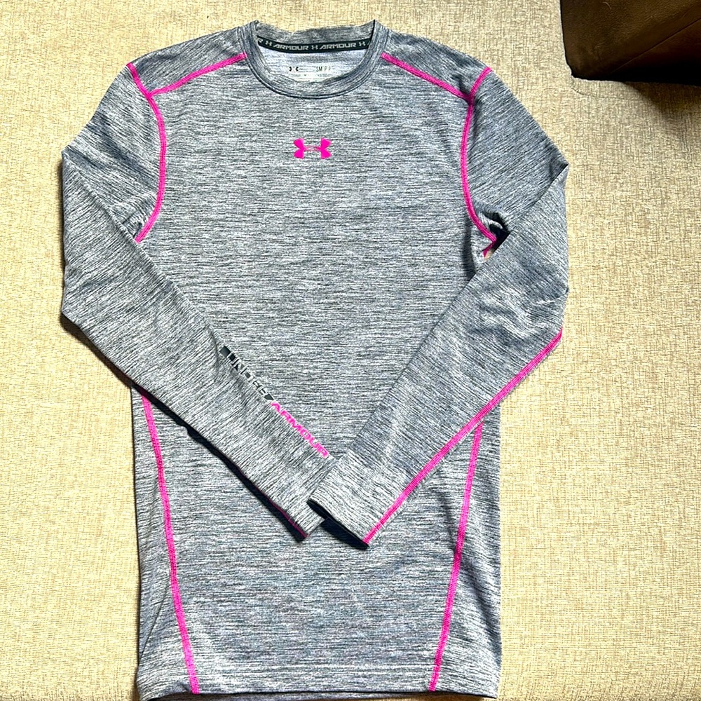 Under Armour  compression cold gear top. Size small.  Like new. Grey hot pink